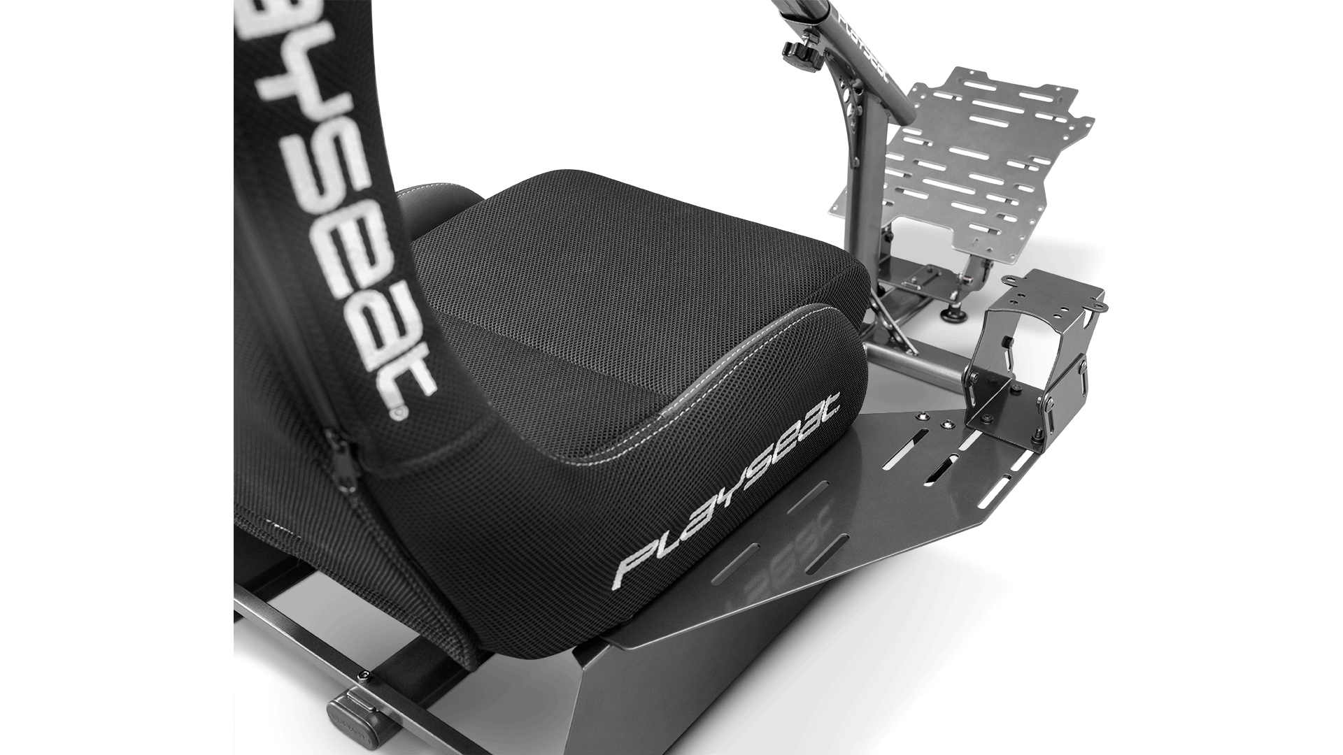 playseat-gearshift-holder-pro-with-playseat-evolution-pro-black-actifit-1920x1080.png